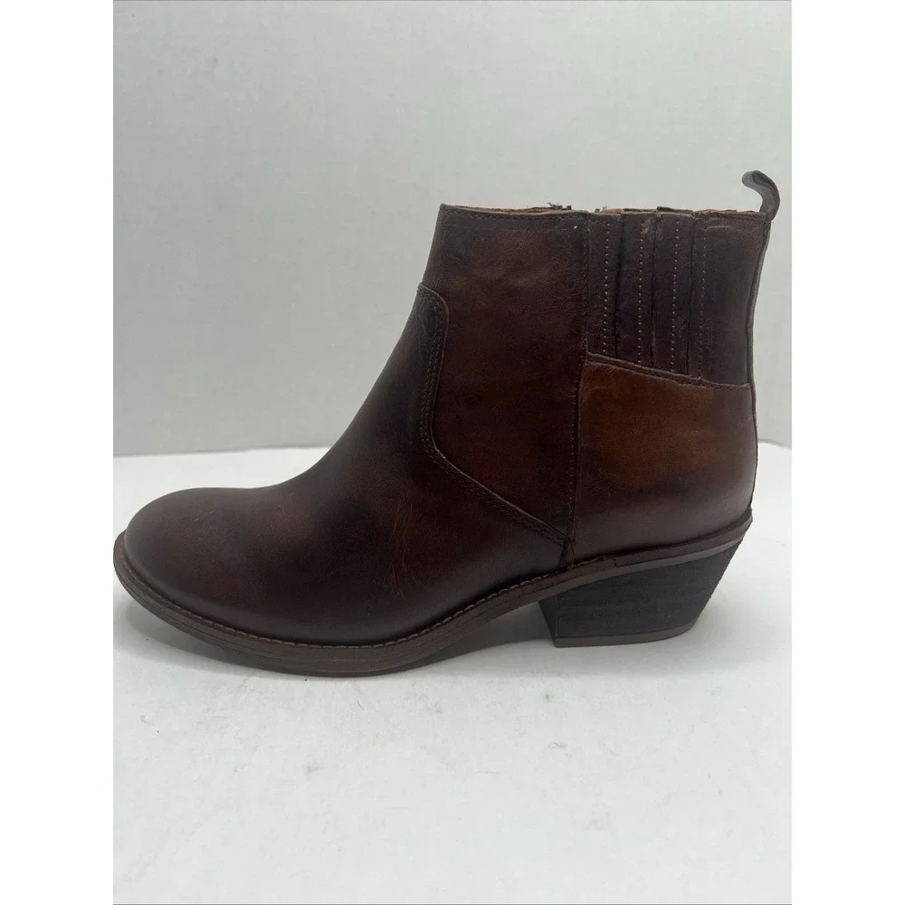 Sofft Ardmore Women’s 8 M Dark Luggage Brown Leather Heeled Ankle Booties NIB